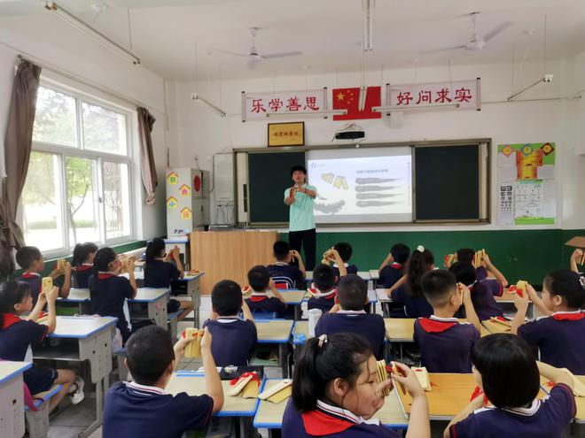 以旅彰文语融东西——青岛职业技术学院青年学子赴陕西开展教育部国家通用语言文字推广普及社会实践活动(图4)